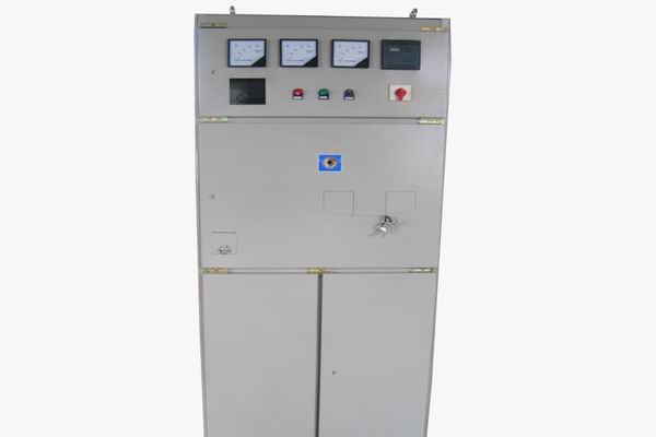 洛龙控制箱-控制箱可能发生的故障及时解决方式